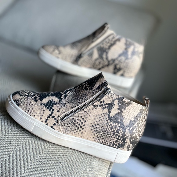 EUC Wedge Sneakers! - Picture 12 of 12